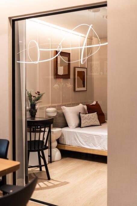 Sukhumvit 1 Blissful Rest Near Bumrungrad Apartment Makkasan