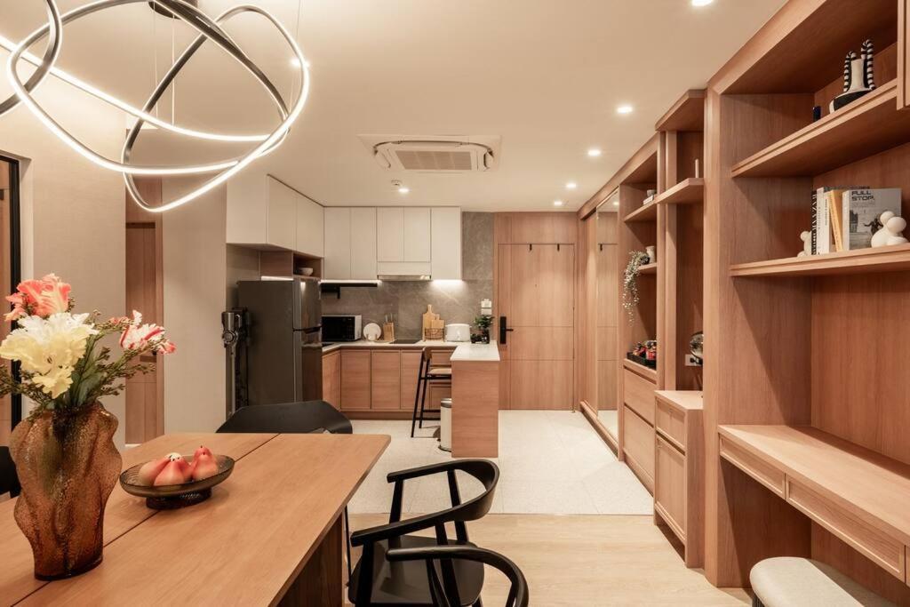 Sukhumvit 1 Blissful Rest Near Bumrungrad Makkasan