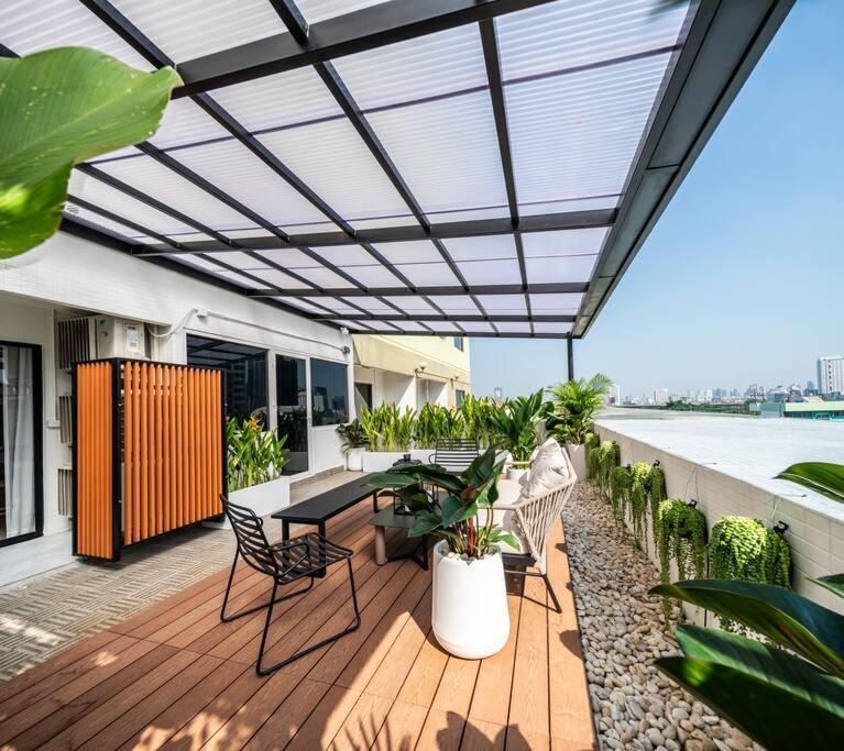 Sukhumvit 1 Blissful Rest Near Bumrungrad Apartment Makkasan